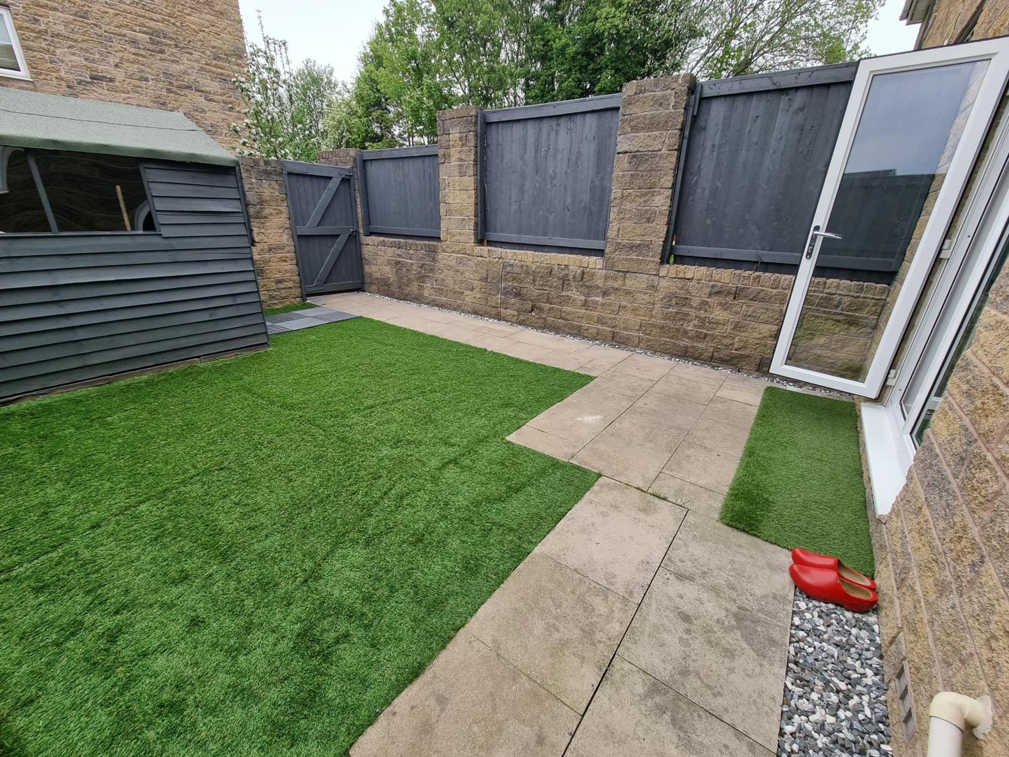 Clariturf - 4 Bedroom Semi - Private Parking Near Turf Moor, Town Centre, Transport And Motorway Links Next To Canal, 3 Parks And Lake - Sky And Netflix Бёрнли Экстерьер фото