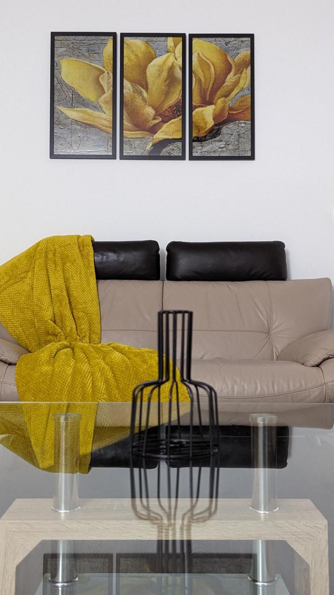 Clariturf - 4 Bedroom Semi - Private Parking Near Turf Moor, Town Centre, Transport And Motorway Links Next To Canal, 3 Parks And Lake - Sky And Netflix Бёрнли Экстерьер фото